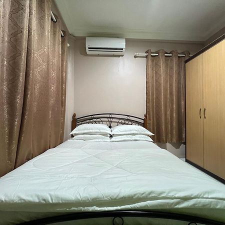Hanif Homestay Kuching Exterior foto